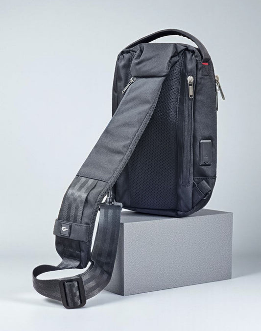 Green Lion Liverpool Crossbody Backpack