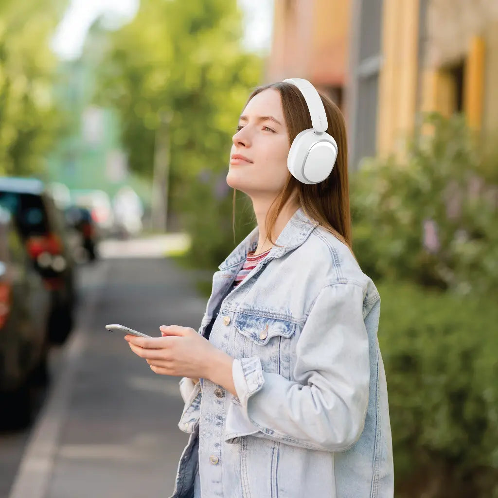 Green Lion Santos Wireless Headphone with ANC