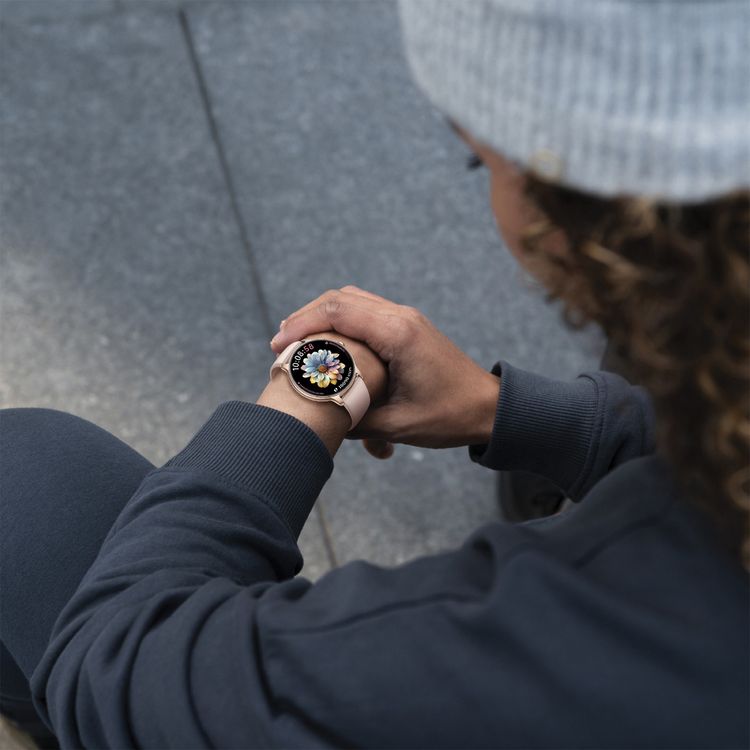 Green lion RIVO smart watch