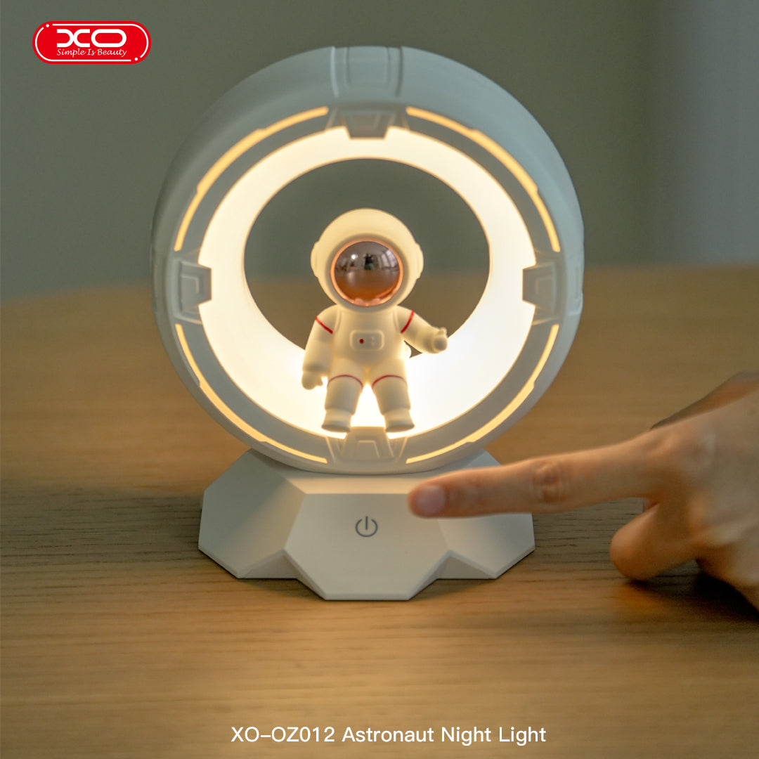 XO Lamp Astronaut Spaceman Tri-color, white - OZ12